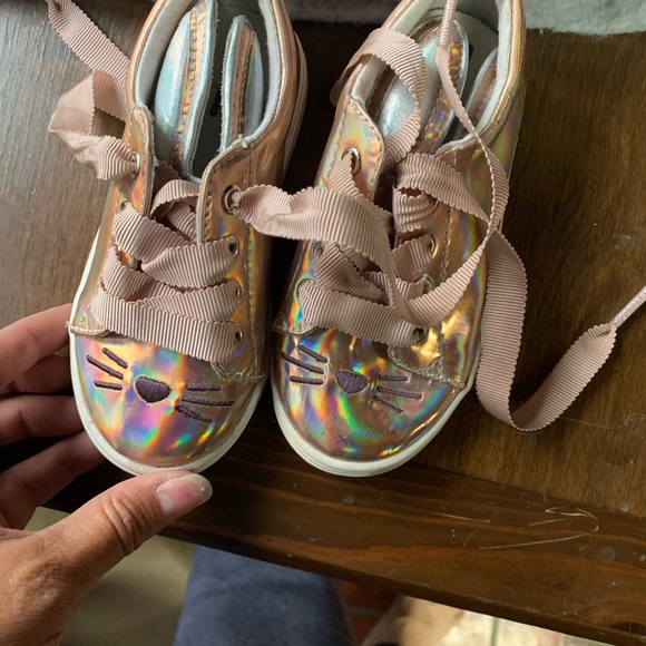 2t bunny coat with matching size 7 bunny shoes - Picture 2 of 3